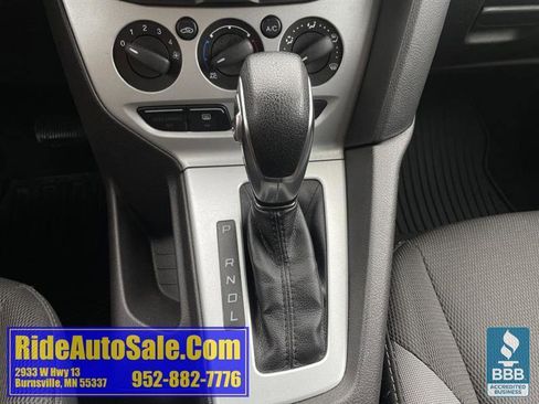 Used 2014 Ford Focus SE FWD image 19