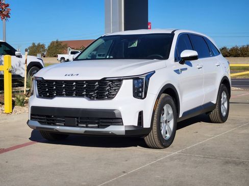 New 2026 Kia Sorento LX image 2