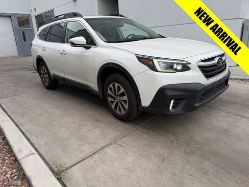 Used 2020 Subaru Outback Premium image 1