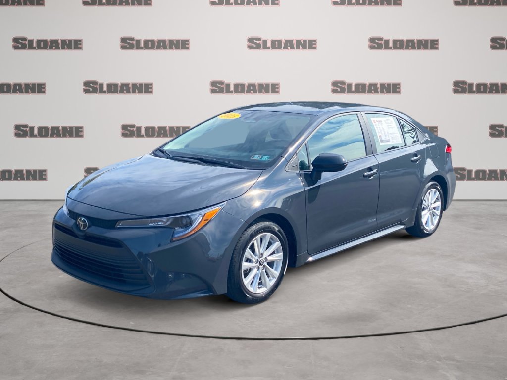 Used 2025 Toyota Corolla LE w/ LE Premium Package FWD image 1