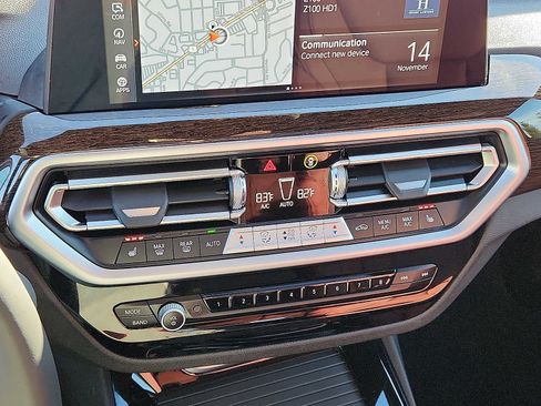 Used 2024 BMW X3 xDrive30i w/ Convenience Package image 15