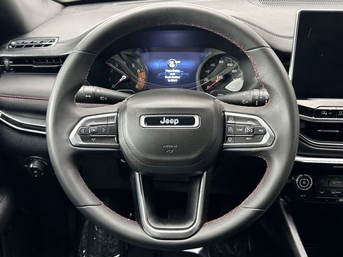 Used 2023 Jeep Compass Trailhawk image 25