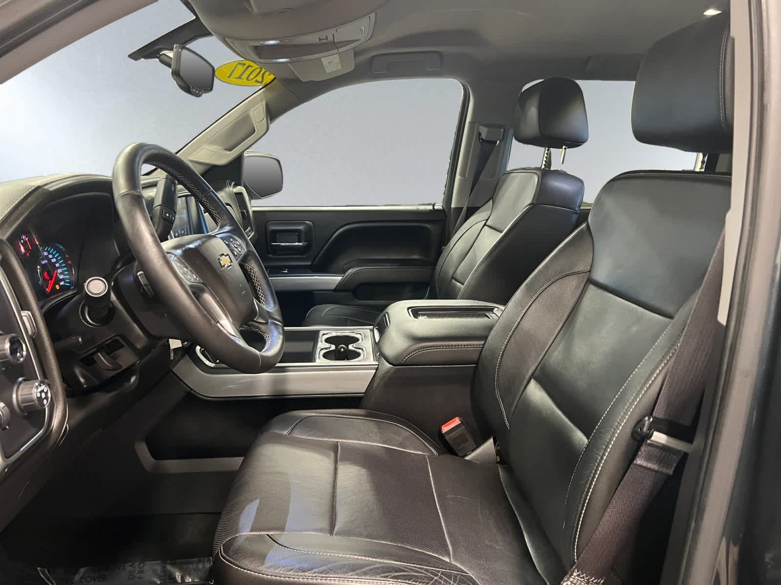 Used 2017 Chevrolet Silverado 1500 LTZ AWD/4WD image 11