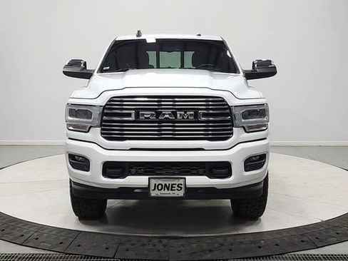 Used 2022 RAM 2500 Laramie AWD/4WD image 2