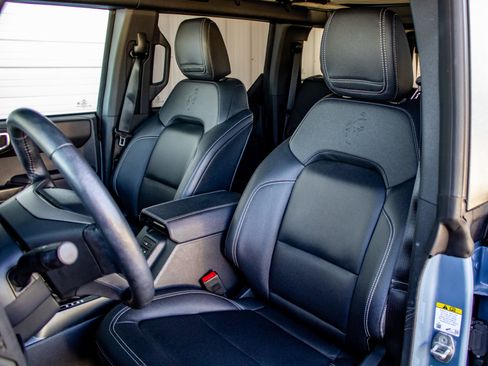 Used 2025 Ford Bronco Badlands AWD/4WD image 31