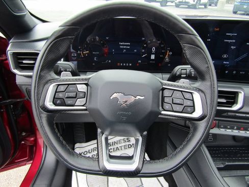 Used 2025 Ford Mustang GT Premium w/ GT Performance Package RWD image 16