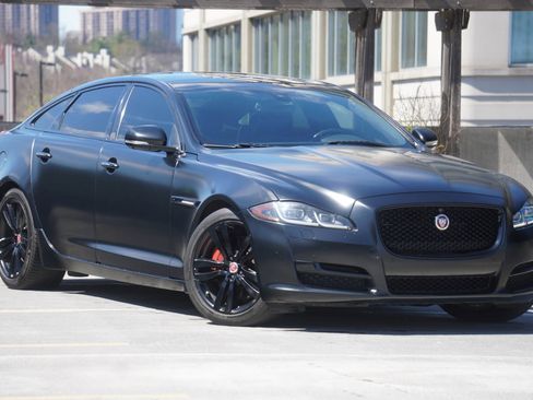 Used 2016 Jaguar XJ L Portfolio AWD/4WD image 3