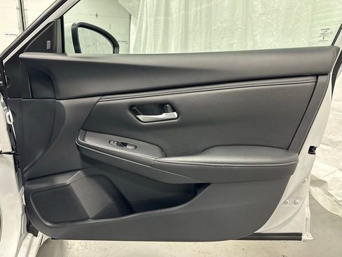 Used 2025 Nissan Sentra SV w/ All-Weather Package FWD image 54