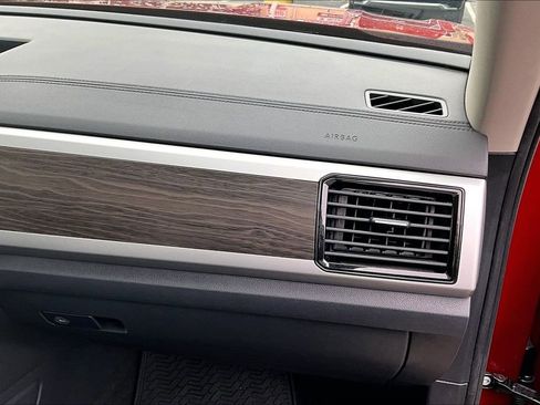 Used 2022 Volkswagen Atlas SE image 21