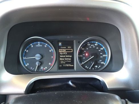 Used 2018 Toyota RAV4 LE w/ All Weather Liner Package AWD/4WD image 23