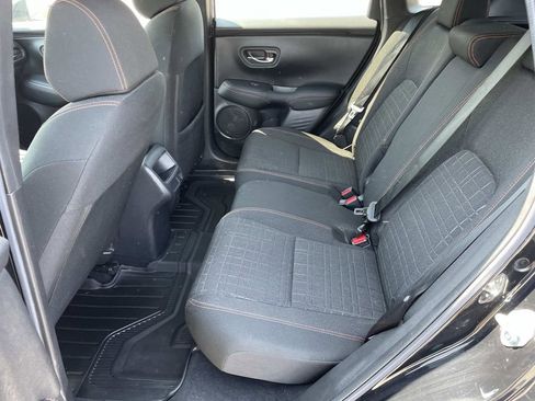 Used 2024 Honda HR-V Sport image 11