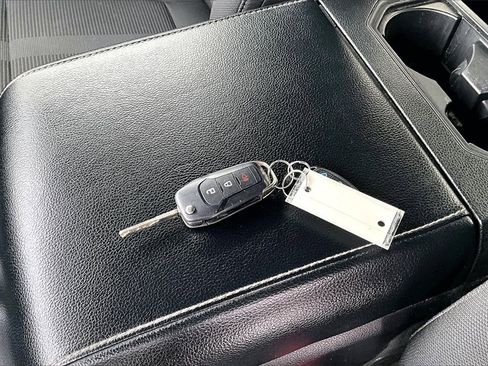 Used 2016 Ford F150 XLT w/ Equipment Group 301A Mid image 32