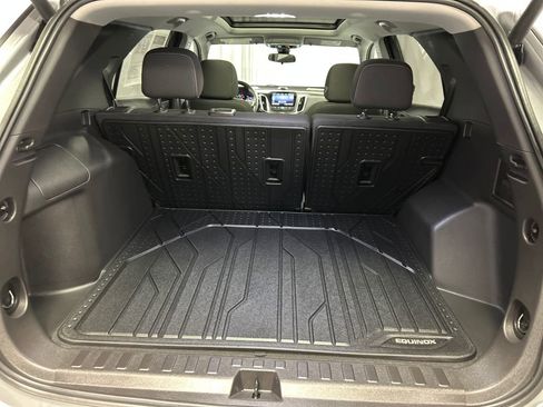 Used 2024 Chevrolet Equinox LT image 25
