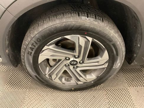 Used 2023 Hyundai Santa Fe SEL w/ Premium Package image 14