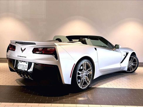 Used 2016 Chevrolet Corvette Stingray Convertible w/ 3LT Preferred Equipment Group RWD image 10