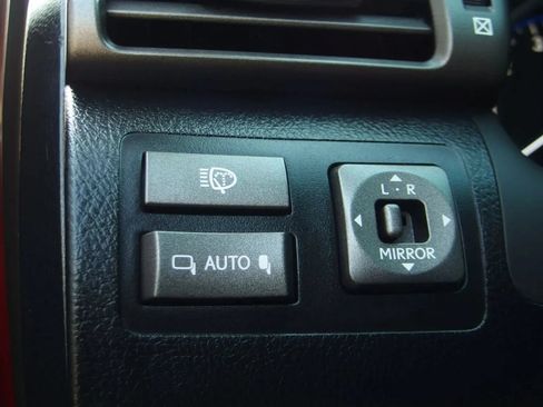 Used 2011 Lexus LX 570 4WD w/ Luxury Pkg image 68