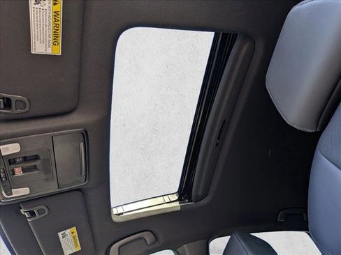 Used 2025 Honda Accord Sport image 16