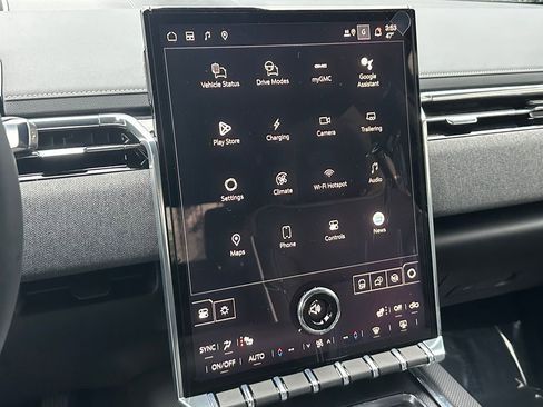 New 2026 GMC Sierra EV Elevation image 27