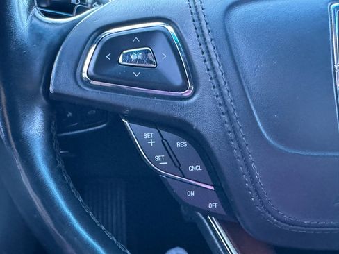 Used 2017 Lincoln MKZ Reserve w/ Climate Package image 18