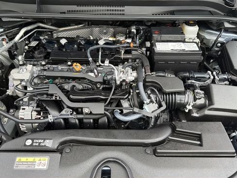 Used 2025 Toyota Corolla LE FWD image 30