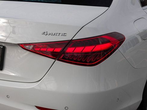 Used 2025 Mercedes-Benz C 300 4MATIC Sedan image 36