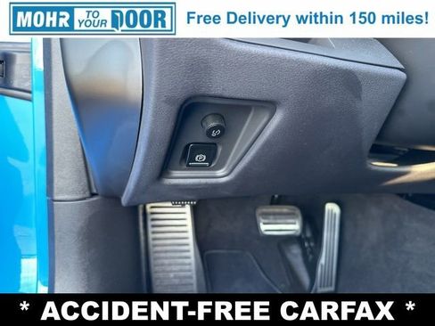 Used 2023 Chevrolet Corvette Stingray Coupe w/ Z51 Performance Package image 22