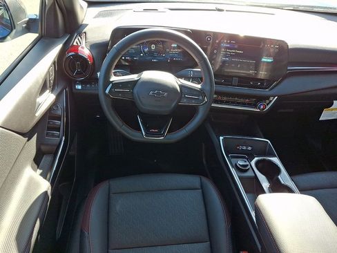 Used 2026 Chevrolet Equinox RS image 17