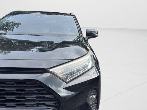 Used 2020 Toyota RAV4 XLE FWD image 24