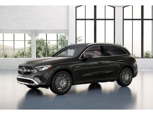 Used 2026 Mercedes-Benz GLC 300 4MATIC image 37