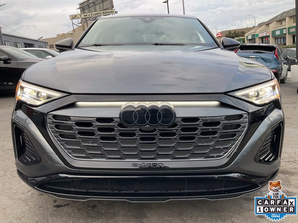 Used 2024 Audi Q8 e-tron Prestige w/ Prestige Package AWD/4WD image 2