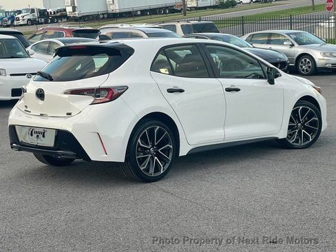 Used 2020 Toyota Corolla SE FWD image 2