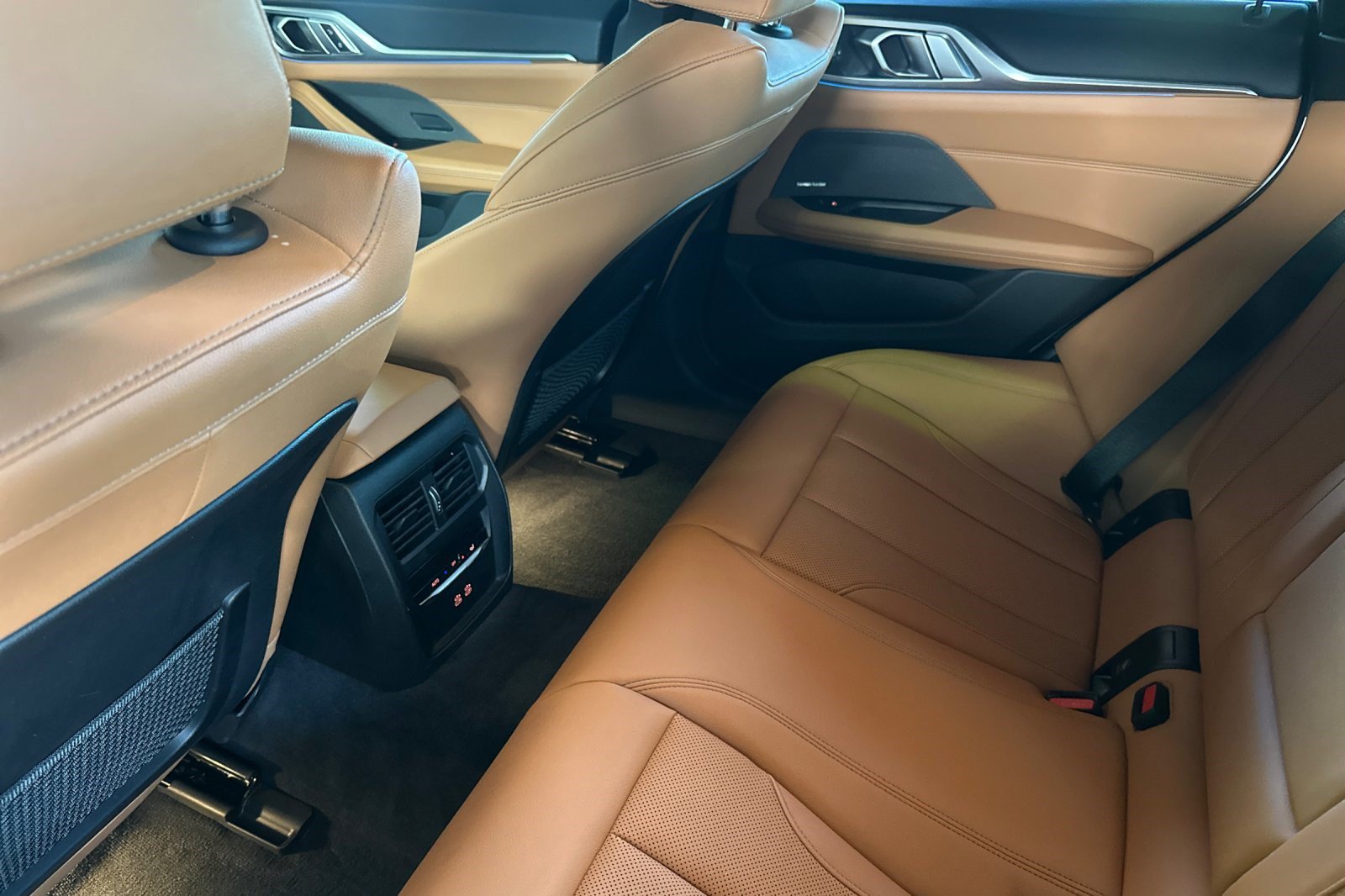 Certified 2024 BMW i4 eDrive35 w/ Convenience Package RWD image 15