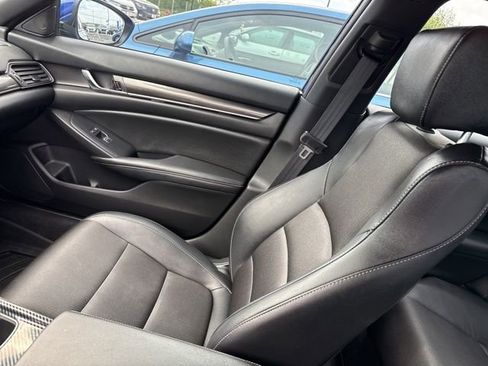 Used 2019 Honda Accord Sport image 4