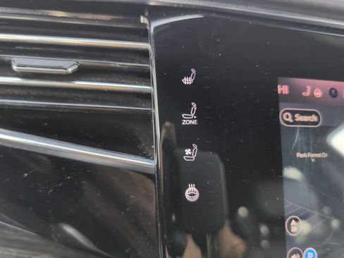 Used 2022 Jeep Wagoneer Series III w/ Premium Group I image 25