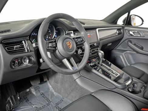 Used 2024 Porsche Macan GTS w/ Premium Plus Package AWD/4WD image 4