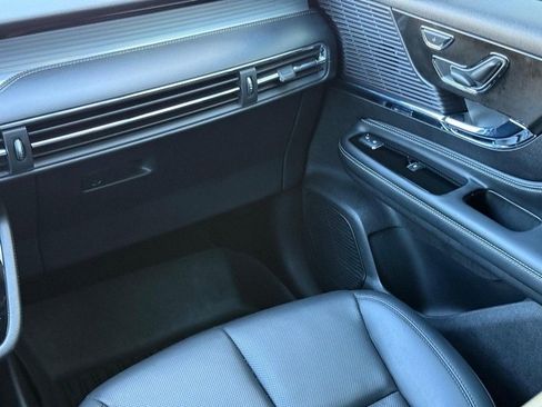 Used 2022 Lincoln Corsair AWD w/ Equipment Group 101A image 14