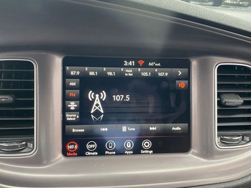 Used 2023 Dodge Charger SXT image 21