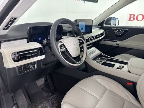 New 2026 Lincoln Aviator Reserve image 14