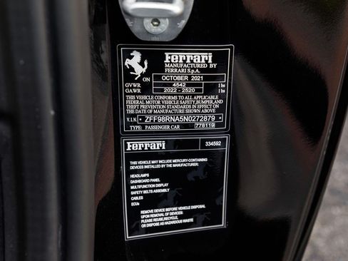Used 2022 Ferrari Roma RWD image 27