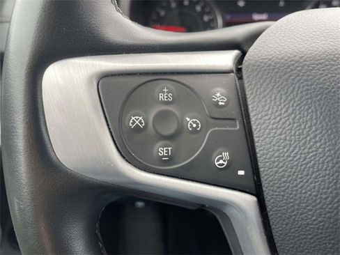 Used 2023 GMC Terrain SLT image 18