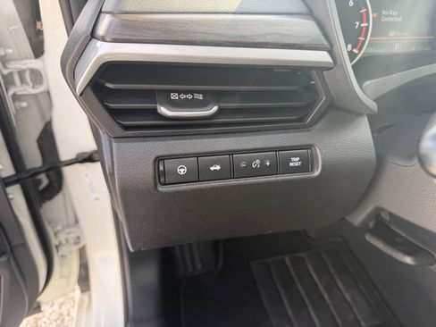 Used 2023 Nissan Altima 2.5 SL AWD/4WD image 13