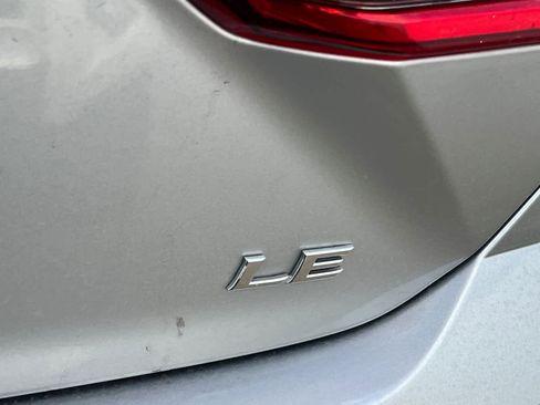Used 2025 Toyota Camry LE image 21