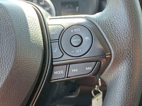 Used 2021 Toyota Corolla LE w/ Carpet Mat Package (TMS) FWD image 19