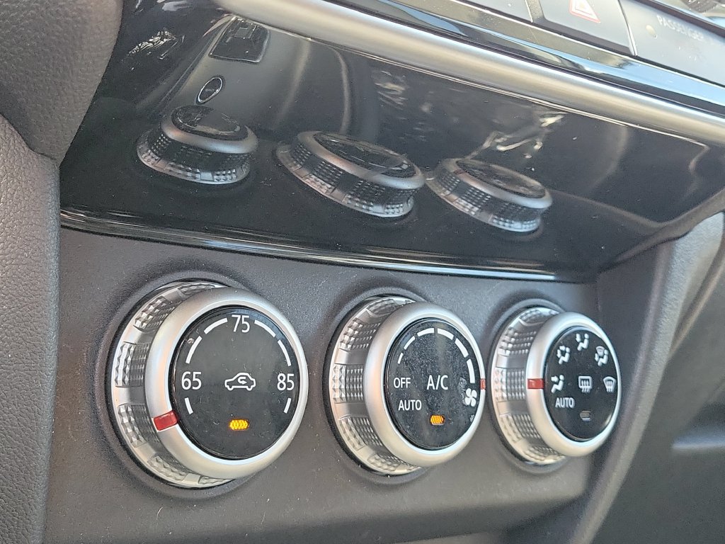 Used 2025 Mitsubishi Outlander Sport AWD image 16