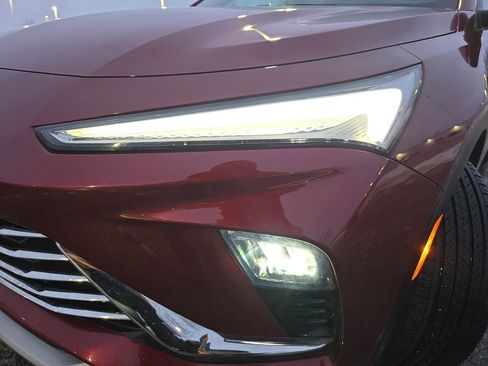 Used 2024 Buick Envista Preferred image 33