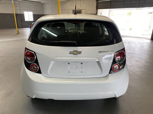 Used 2014 Chevrolet Sonic LT FWD image 5