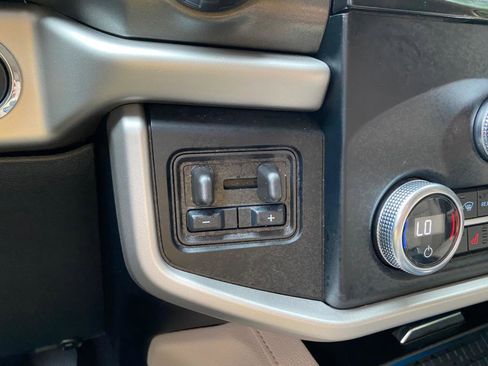 Used 2024 Ford Expedition XLT image 75