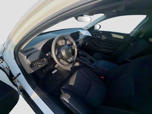 New 2026 Honda Accord SE image 9