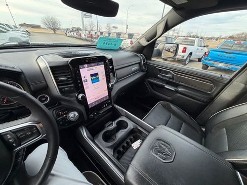 Used 2025 RAM 1500 Laramie image 16