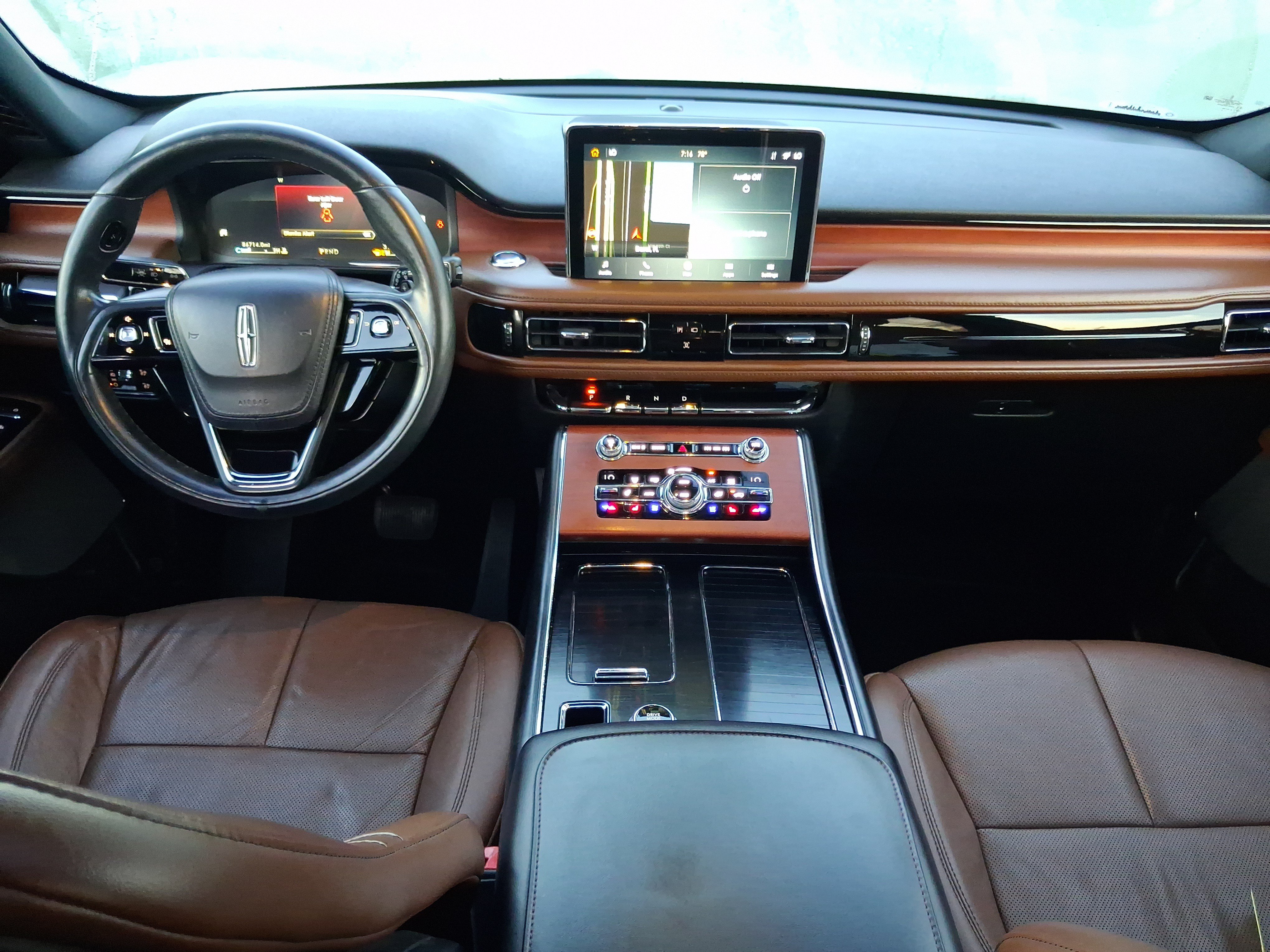 Used 2020 Lincoln Aviator Reserve w/ Equipment Group 201A RWD image 7